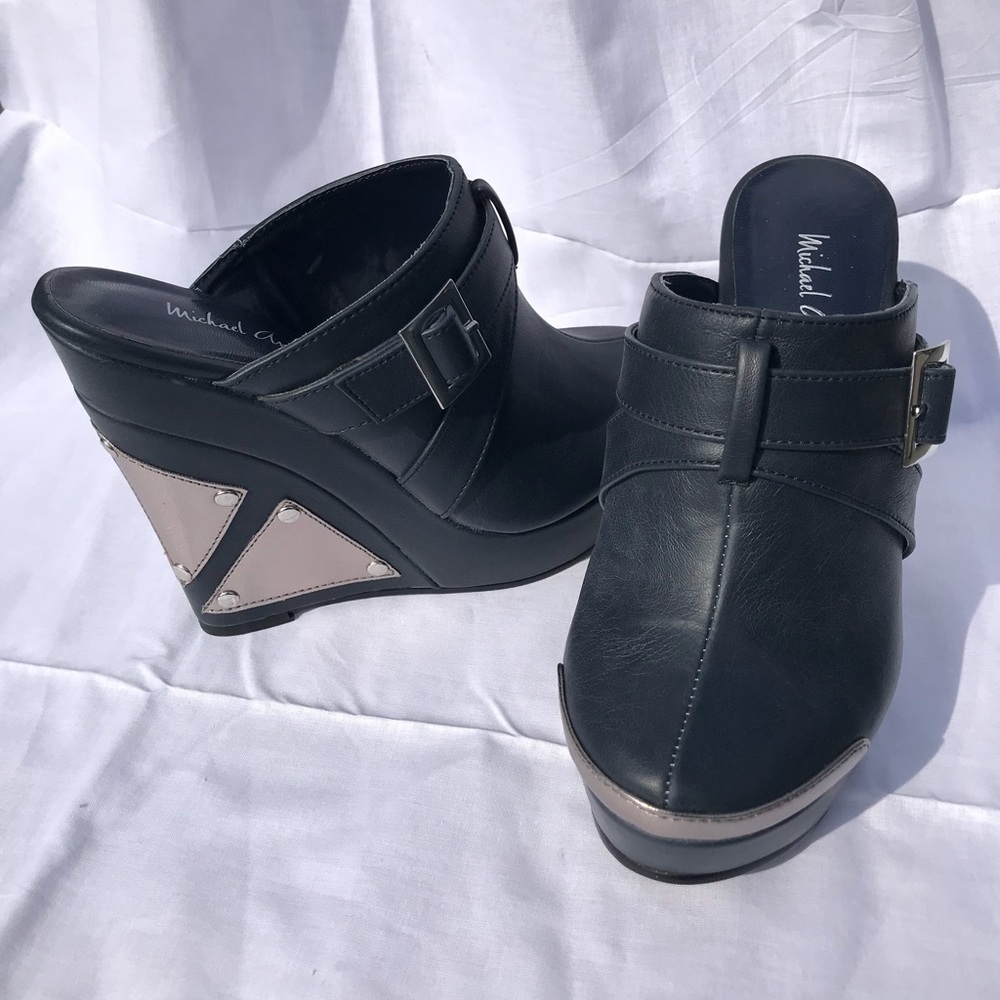 SALE! Navy Wedge 002